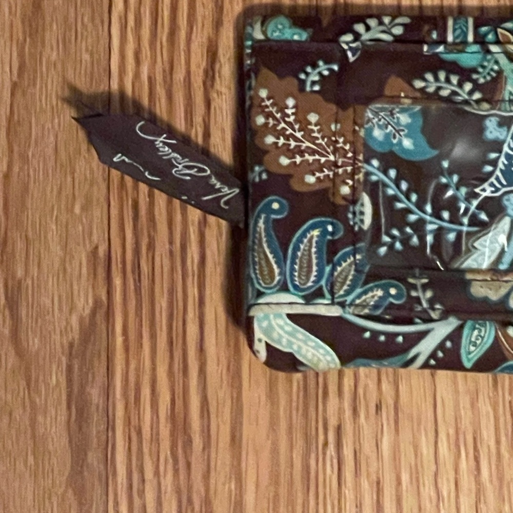 Vera Bradley Wristlet - Picture 3 of 6